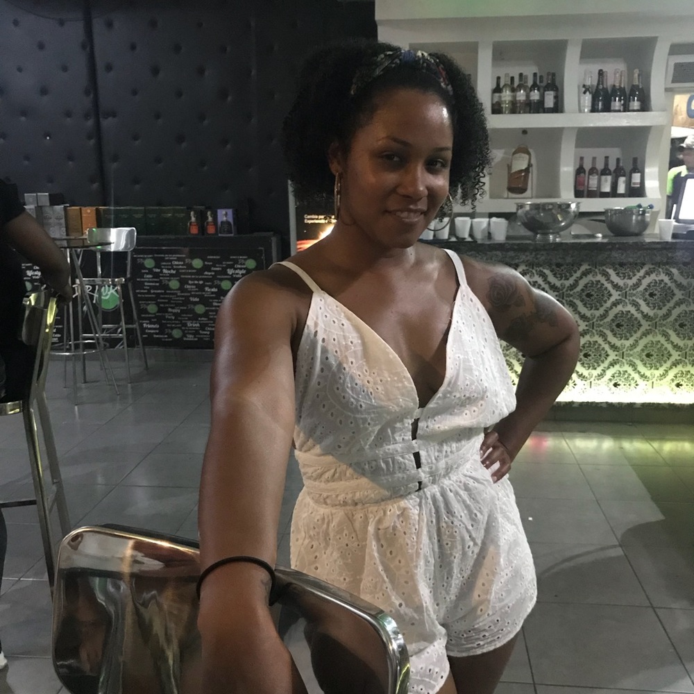 Meet your Posher, Aneisha